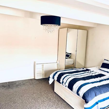 Private Room Close To Leeds University And City Centre Zewnętrze zdjęcie