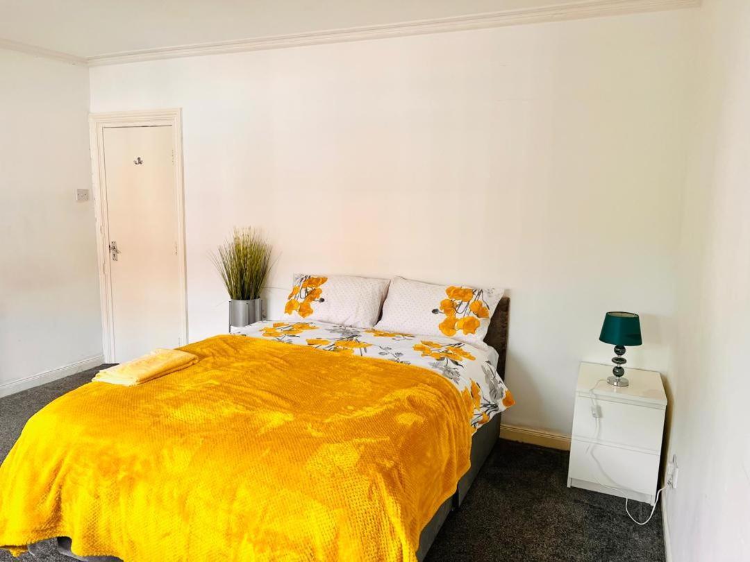 Private Room Close To Leeds University And City Centre Zewnętrze zdjęcie