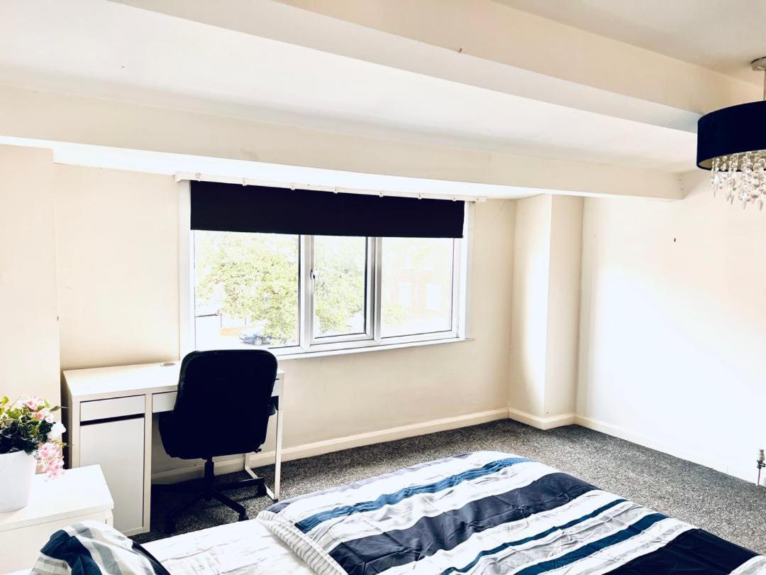Private Room Close To Leeds University And City Centre Zewnętrze zdjęcie